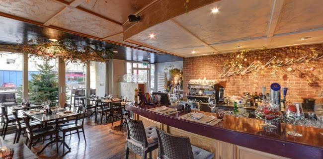 Rue Mauverney 25, 1196 Gland