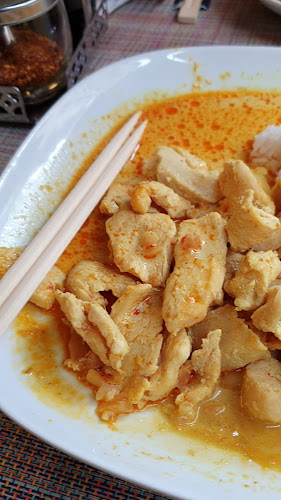 Opinii despre Le Piment Thaï în Geneva - Gastronomie und Hotellerie