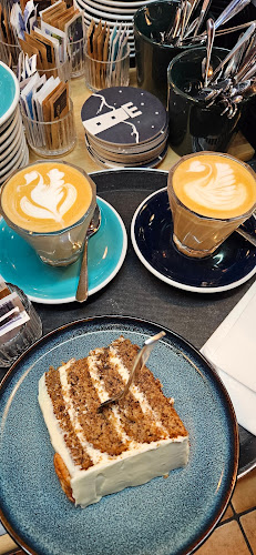 Opinii despre The Aarburg Hotel & Café în Spiez - Gastronomie und Hotellerie