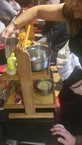 Opinii despre Bulcentre în Bulle - Gastronomie und Hotellerie