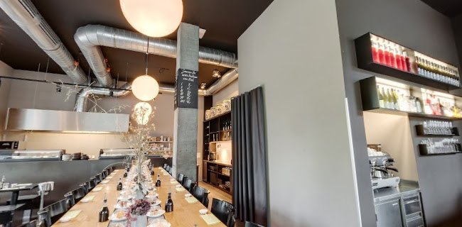 Ellen-Widmann-Weg 2, 8050 Zürich