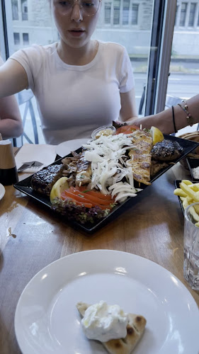 Opinii despre Mythos în Zürich - Gastronomie und Hotellerie