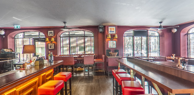 Manhattan Café - Gastronomie und Hotellerie