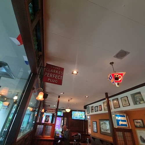 Opinii despre Flanagan's Irish Pub în Basel - Gastronomie und Hotellerie