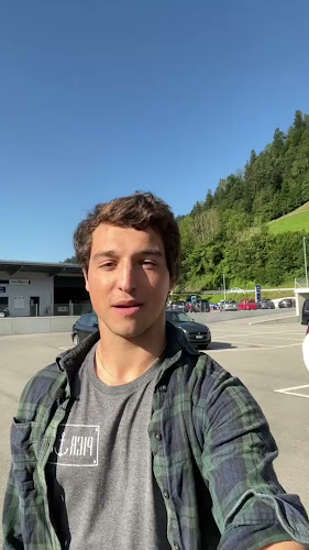 Opinii despre New Roots AG în Oberdiessbach - Gastronomie und Hotellerie