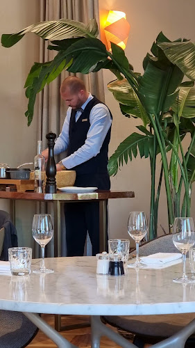 Comentarii opinii despre Living Room