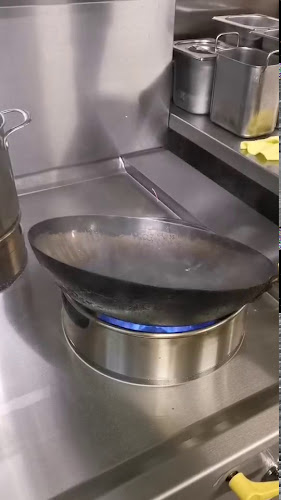 Opinii despre Khao Hom Thai Restaurant/Take Away în Basel - Gastronomie und Hotellerie