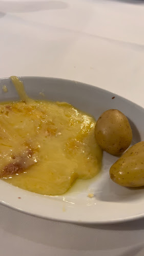 Opinii despre Restaurant Les Armures în Geneva - Gastronomie und Hotellerie