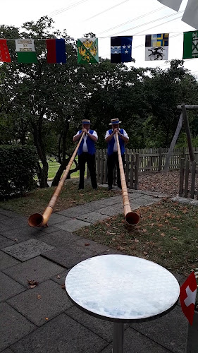 Opinii despre Restaurant & Reithof Egglisgraben în Pratteln - Gastronomie und Hotellerie