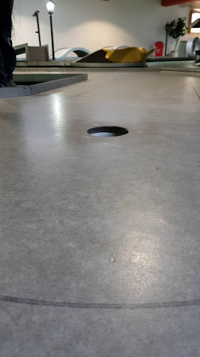 Café Hallenminigolf - Gastronomie und Hotellerie