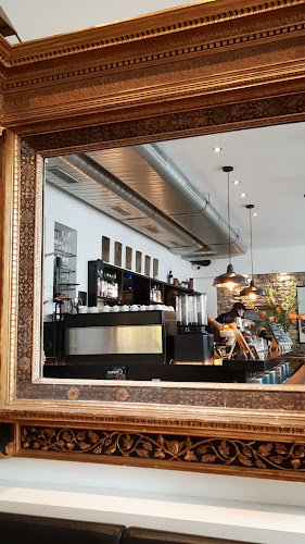 Alpineum Kaffeehaus°Bar - Gastronomie und Hotellerie