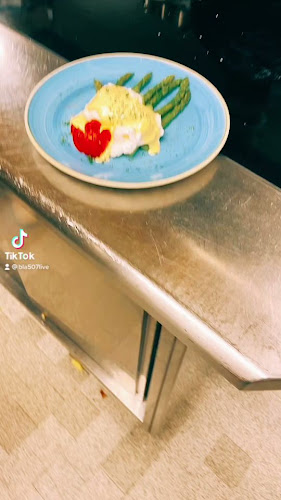 Opinii despre Luna Piccante în Wilderswil - Gastronomie und Hotellerie