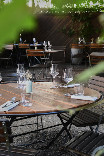 Opinii despre Restaurant Drei Stuben în Zürich - Gastronomie und Hotellerie