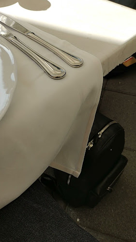 Opinii despre Restaurant Beau Rivage în Thun - Gastronomie und Hotellerie