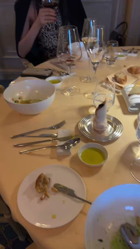 Opinii despre Ristorante I Due Sud în Lugano - Gastronomie und Hotellerie