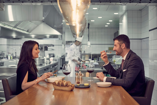 Opinii despre Chat-Botté în Geneva - Gastronomie und Hotellerie