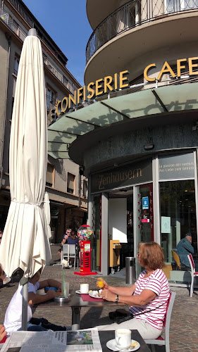 Opinii despre Zenhäusern Sion Place du Midi în Sion - Gastronomie und Hotellerie