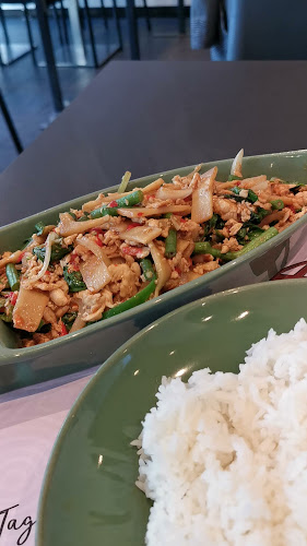 Opinii despre Ah-Hua în Zürich - Gastronomie und Hotellerie