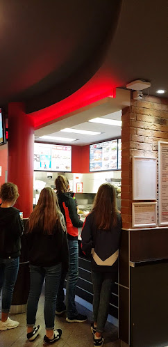 Opinii despre Burger King Heidiland în Maienfeld - Gastronomie und Hotellerie