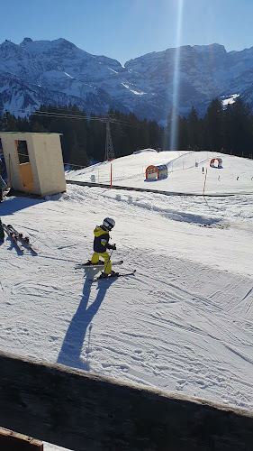 Opinii despre Chämistube în Glarus Süd - Gastronomie und Hotellerie