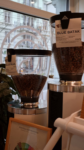 Comentarii opinii despre Ombak Coffee (ex Omnia Coffee)