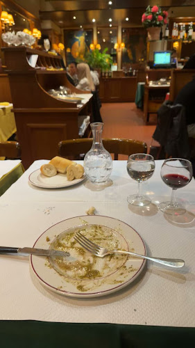 Opinii despre Relais de l'Entrecôte Genève în Geneva - Gastronomie und Hotellerie