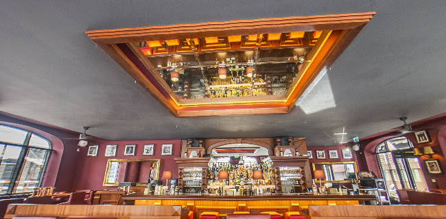 Manhattan Café - Gastronomie und Hotellerie