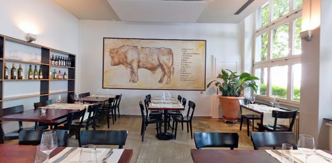 Restaurant Café Boy