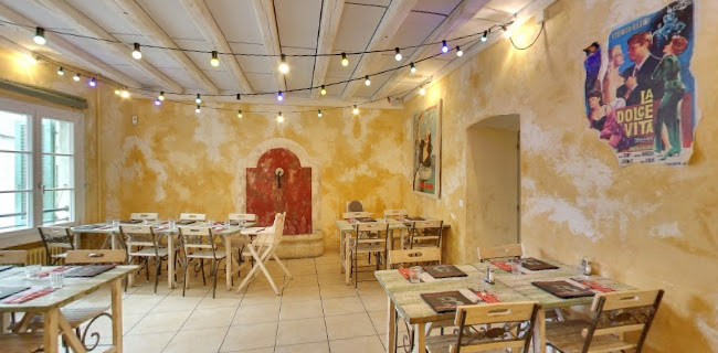 Pl. du Rondeau 4, 1227 Carouge