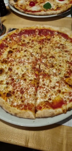 Opinii despre Luna Piccante în Wilderswil - Gastronomie und Hotellerie