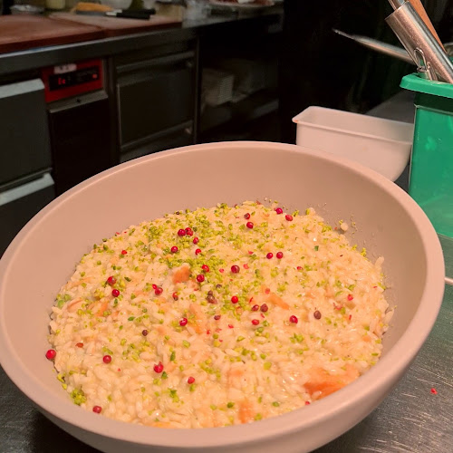 Opinii despre Restaurant Pizzeria L'Ingrédient în Onnens - Gastronomie und Hotellerie