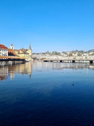 Opinii despre Roadhouse Luzern AG în Luzern - Gastronomie und Hotellerie