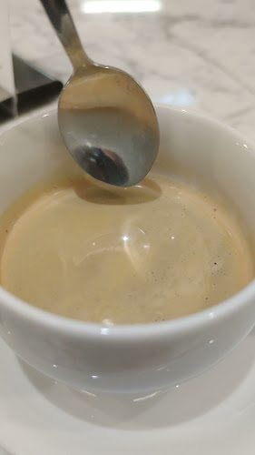 Opinii despre Caffè Spettacolo Altstetterplatz în Zürich - Gastronomie und Hotellerie