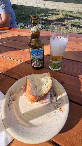 Opinii despre la Baronne în Montalchez - Gastronomie und Hotellerie