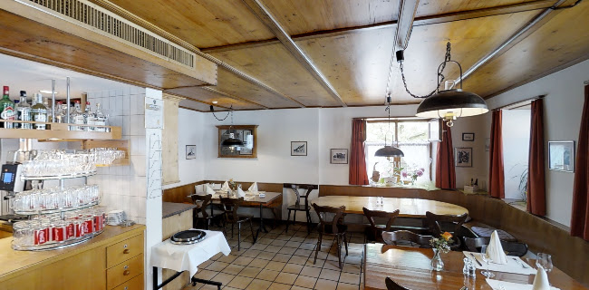 Opinii despre Restaurant Schlüssel Paul und Rita Burger în Muttenz - Gastronomie und Hotellerie