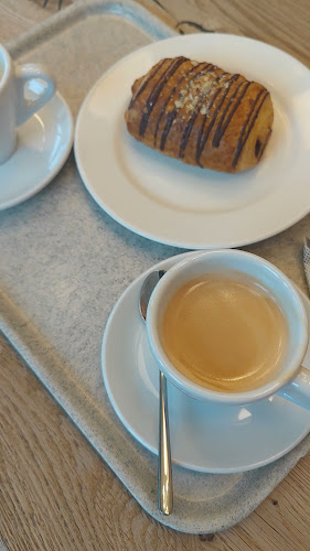 Opinii despre KölliBeck Gattikon în Gattikon - Gastronomie und Hotellerie