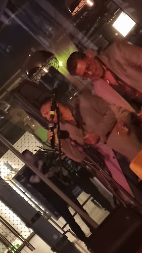 Opinii despre People's Bar & Lounge Bern în Bern - Gastronomie und Hotellerie