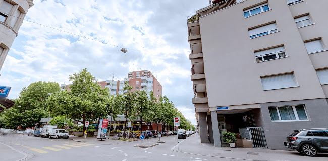 Opinii despre Zum goldenen Fass în Basel - Gastronomie und Hotellerie