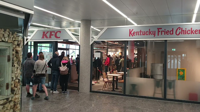 Opinii despre Kentucky Fried Chicken în Chur - Gastronomie und Hotellerie