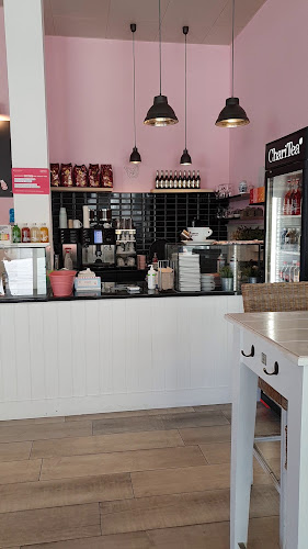 Opinii despre Frojo Cafe în Basel - Gastronomie und Hotellerie