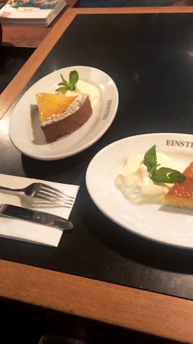 Einstein – café & bel étage - Gastronomie und Hotellerie