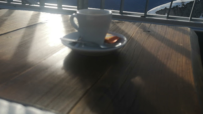 Opinii despre Plaine Morte Restaurant în Crans-Montana - Gastronomie und Hotellerie