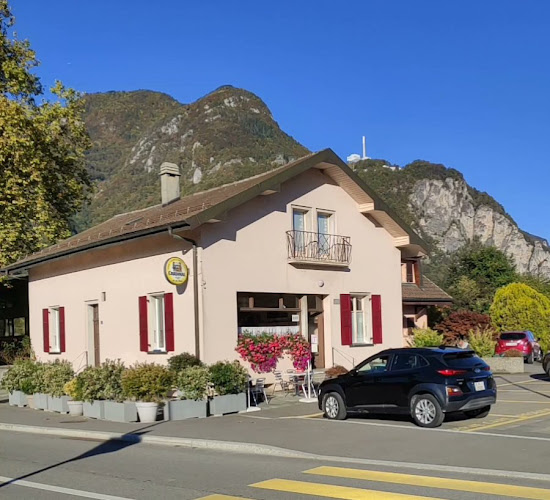 Opinii despre Café de la Gare, Ortelli în Vouvry - Gastronomie und Hotellerie