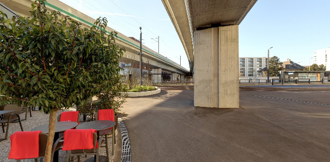 Simple Steakhouse & Tapas Bar - Gastronomie und Hotellerie