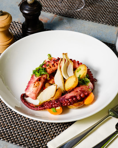 Chem. Colladon 5, 1209 Genève