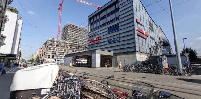 Opinii despre BackwarenOutlet în Basel - Gastronomie und Hotellerie