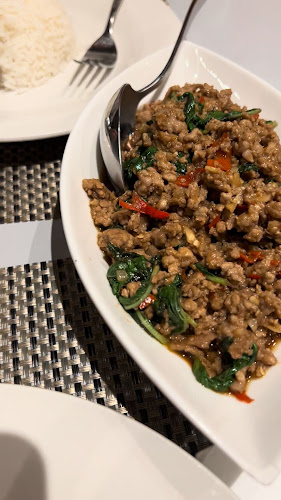 Opinii despre Mae Lek în Steffisburg - Gastronomie und Hotellerie