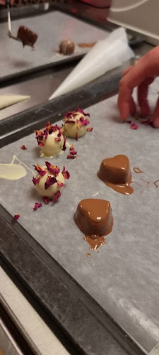 Opinii despre Aeschbach Chocolatier în Root - Gastronomie und Hotellerie