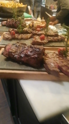 Opinii despre Simon's Steakhouse Grill & Restaurant & Bar în Zürich - Gastronomie und Hotellerie