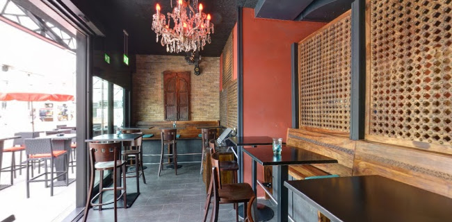 Tao Bar & Asian Restaurant